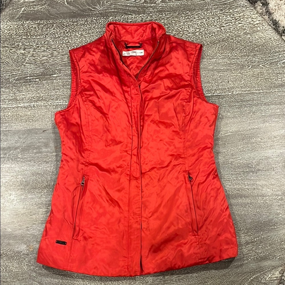 Women's Cutter & Buck XS Red Vest